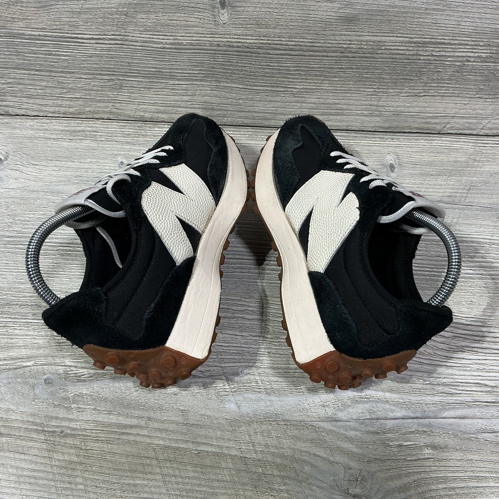 New Balance 327 Womens Size 8 B Black White Gum Suede Sneakers Shoes WS327BL - Picture 7 of 12